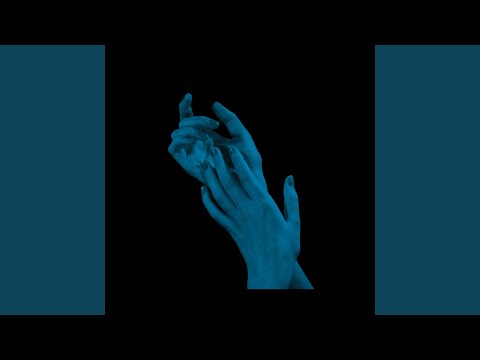 Putar What Is What - Interpol