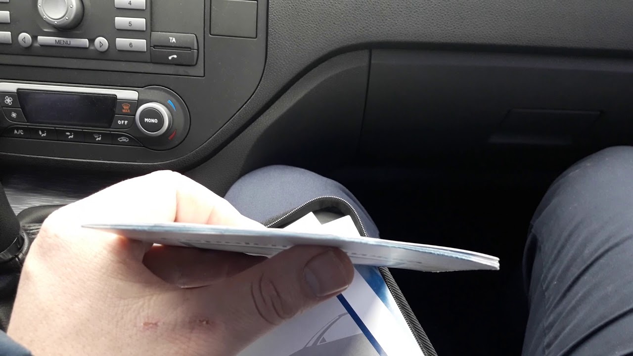 Как распознать поддельную сервисную книгу для авто - YouTube