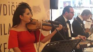 Ahenk Trio - Tango Mazi Kalbimde Bir Yaradır & Çok Uzakta Bir Ilkbahar Gecesinde