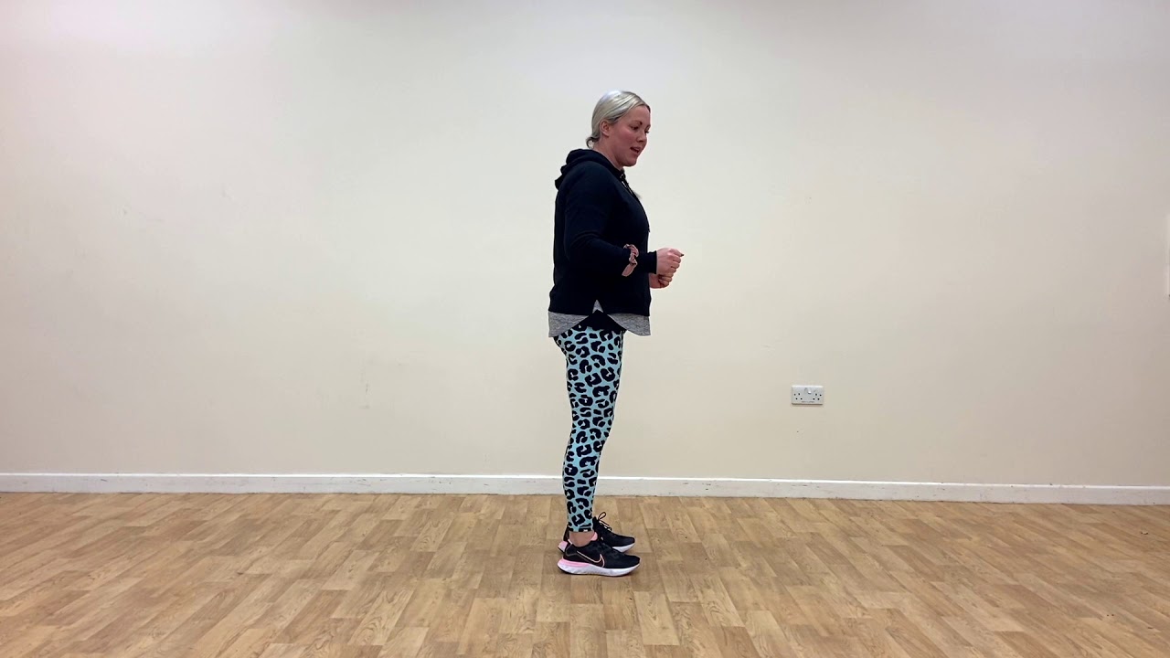 How to Perform a... Reverse Lunge - YouTube