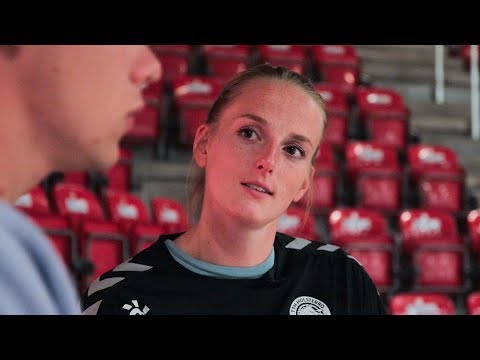 Lynn Knippenborg - Het Beløfde Lånd #8 - Handbal Inside