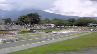 Nissan Pulsar GTiR vs Dodge Viper (Drag Race)