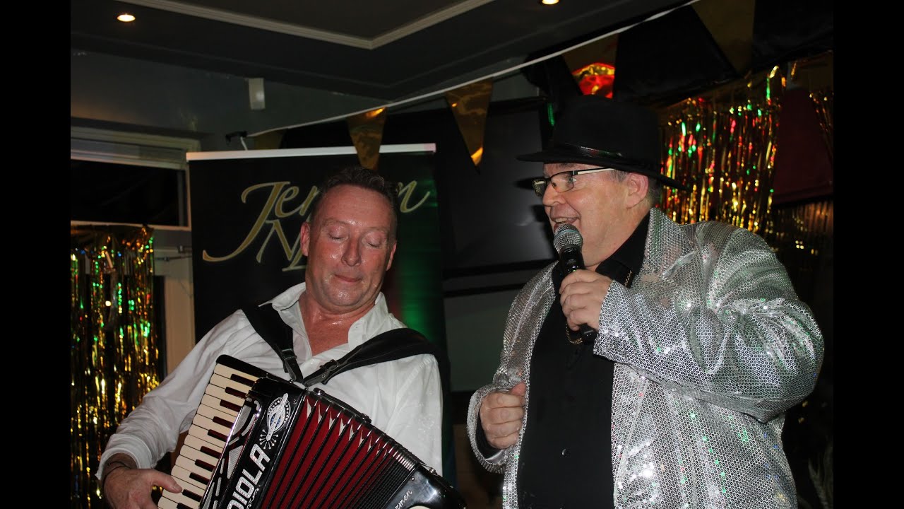 Jeroen NL & Manfred Jongenelis - Als een meisje moeder wordt - YouTube