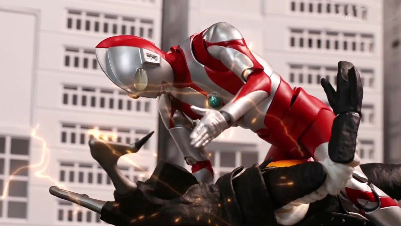 Ultraman Shin vs ZettonウルトラマンSiêu nhân điện quang Shin đánh bật Quái vật Zetton