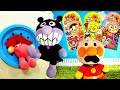 アンパンマン!おもちゃ アニメ☆【手探りBOX】わるいことしちゃダメ!ばいきんまんにぺろぺろチョコのお菓子にされちゃった?助けてアンパンマン♫