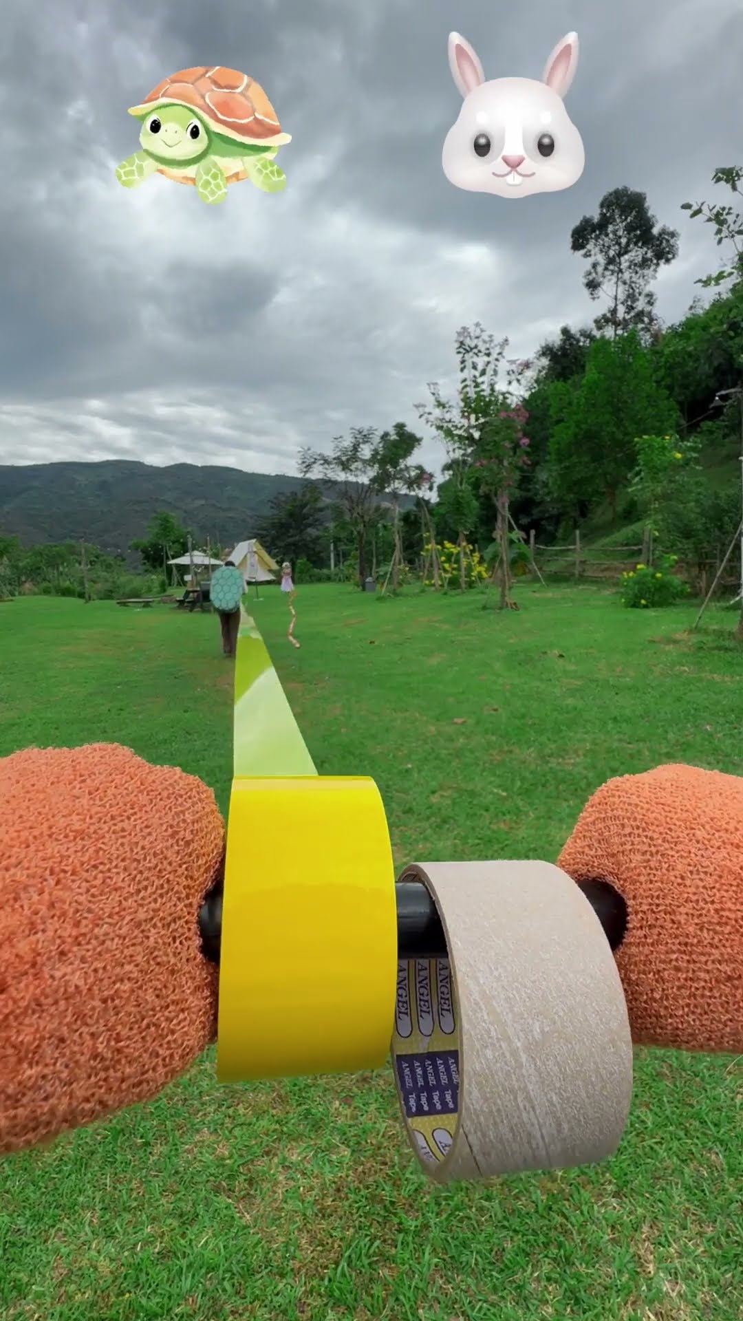 LNS - Chạy đua cùng Thỏ Trắng || Run with Rabbit #shorts