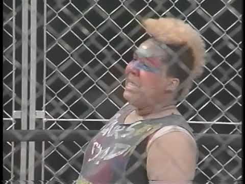 Bull Nakano vs  Aja Kong (Cage Death Match) 11/14/1990 - AJW