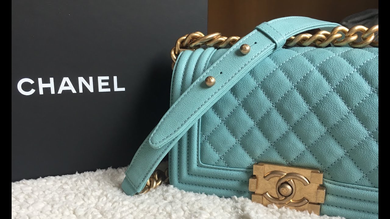 Unboxing First Chanel Bag! Cruise 2019 - Small Le Boy - Tiffany