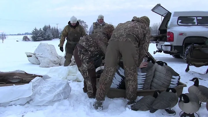 Late season goose hunt (-15 degrees) on the X.
