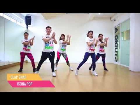 Clap snap by live love party
