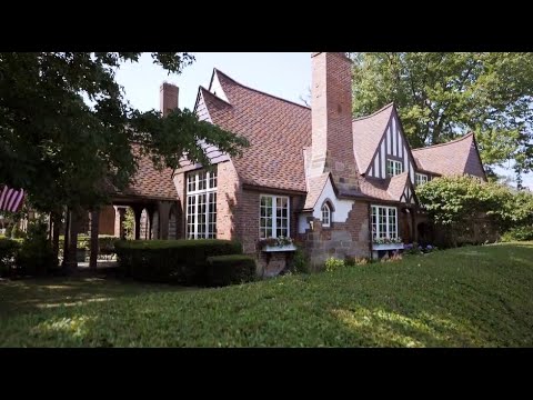 16711 EDGEWATER DR, Lakewood, OH home video tour