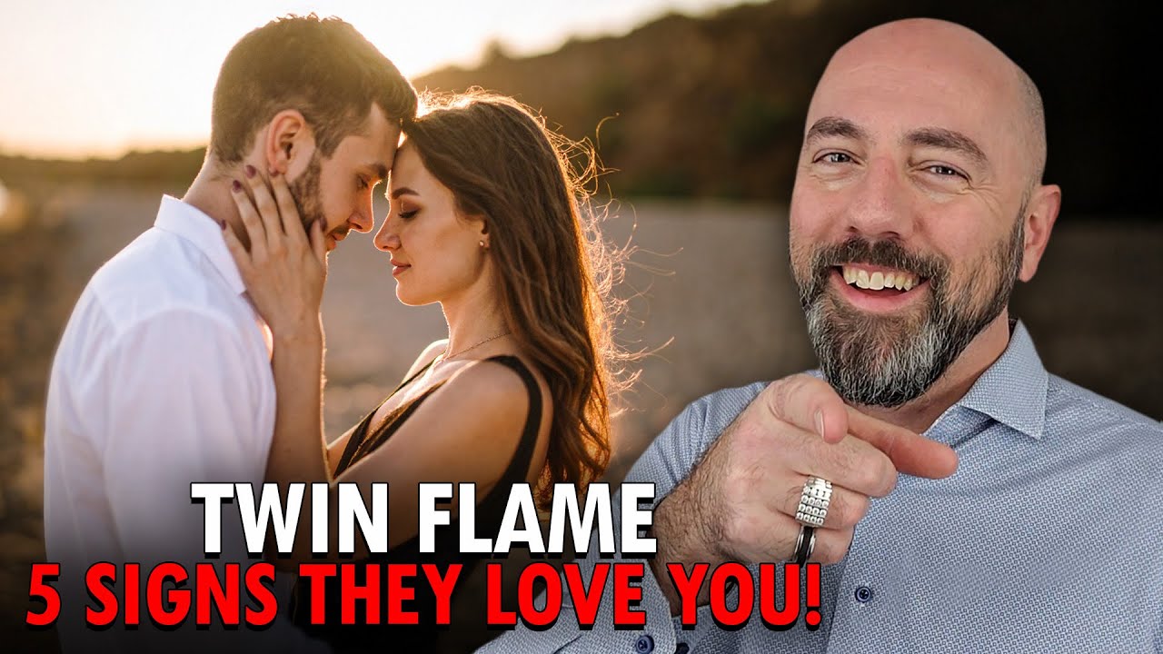 5 Signs Your TWIN FLAME is Sending You LOVE 🥰😍 - YouTube