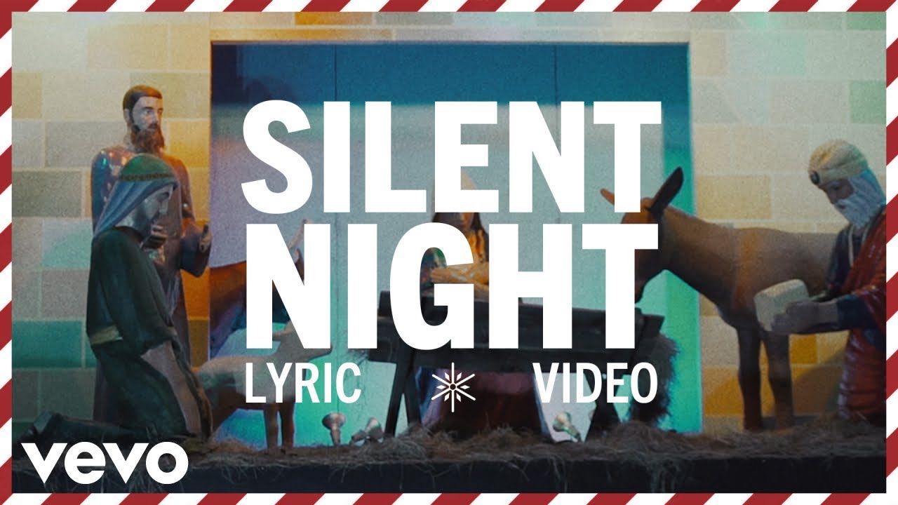 Elvis Presley - Silent Night (Official Lyric Video) Elvis Presley - Silent Night (Official Lyric Video)