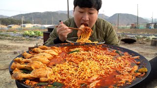 🍗🍜닭다리 넣고 닭개장처럼 끓인 진짬뽕 닭라면! (Spicy instant noodles with Chicken legs) 요리&먹방!! - Mukbang eating show