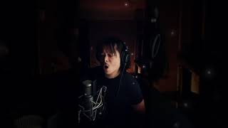 Panama - Van Halen - Vocal Cover
My friend gave me some advice to try harder things. I chose to try to learn this song and record it live giving myself only three tries. This was the third. I know the song from watching the music video back in the day but never tried singing it til tonight. Doing those screechy David Lee Roth vocals was very tricky to control. Try it sometime. Panama - Van Halen - Vocal Cover