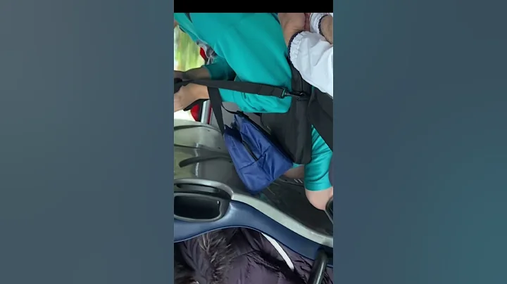 我的同學在公車上看片 - 天天要聞