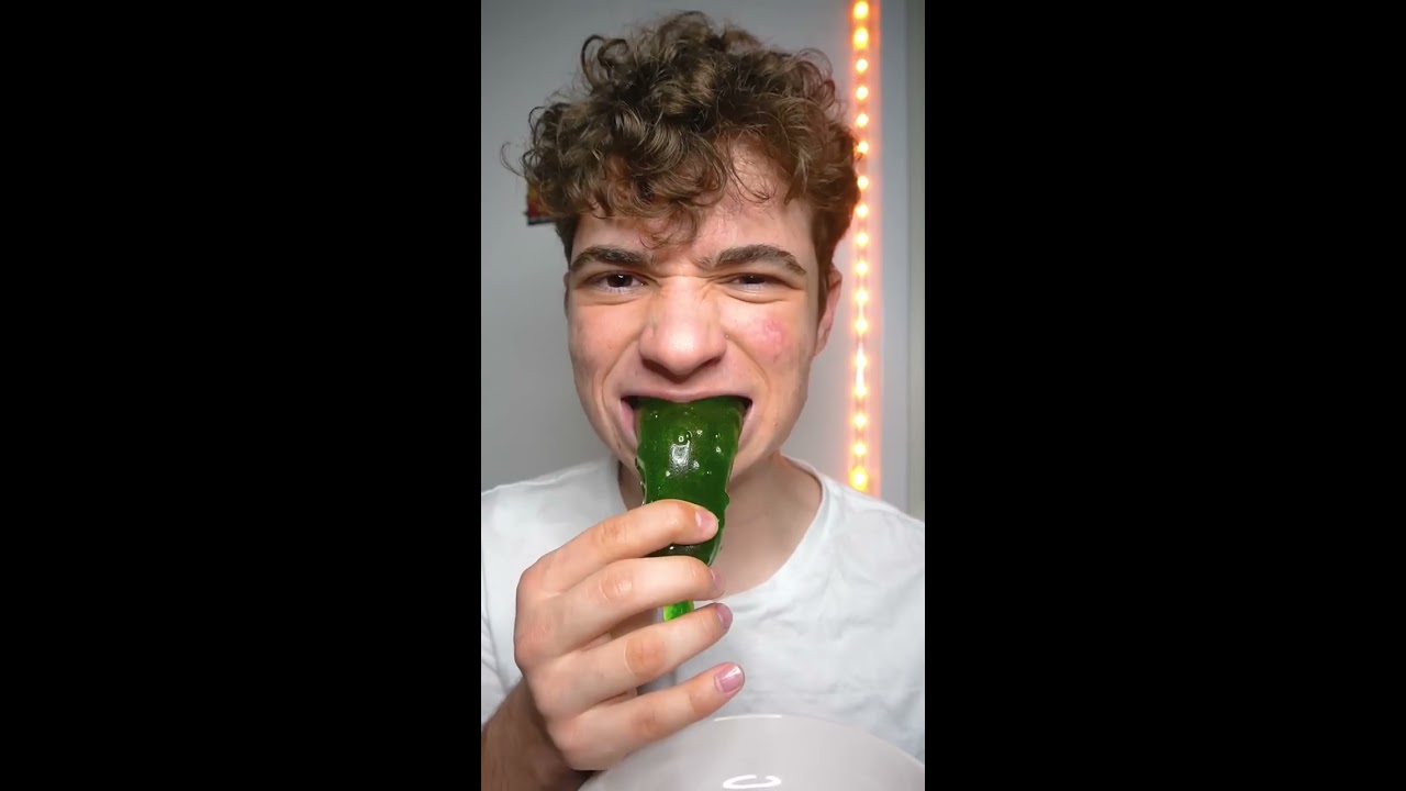 World S Sour Gummy Vs Candy