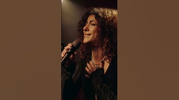Thumbnail of Clara Serra López - No Es Veneno (live session)
