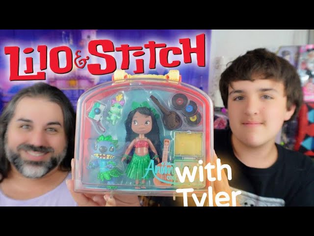 Lilo and Stitch Animator Collection Doll Review (w/ Tyler) 