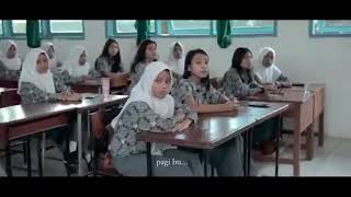 Kayla Terlambat Sekolah