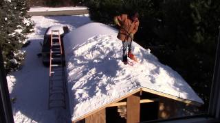 Shoveling Snow off Roof. part 1 of 2