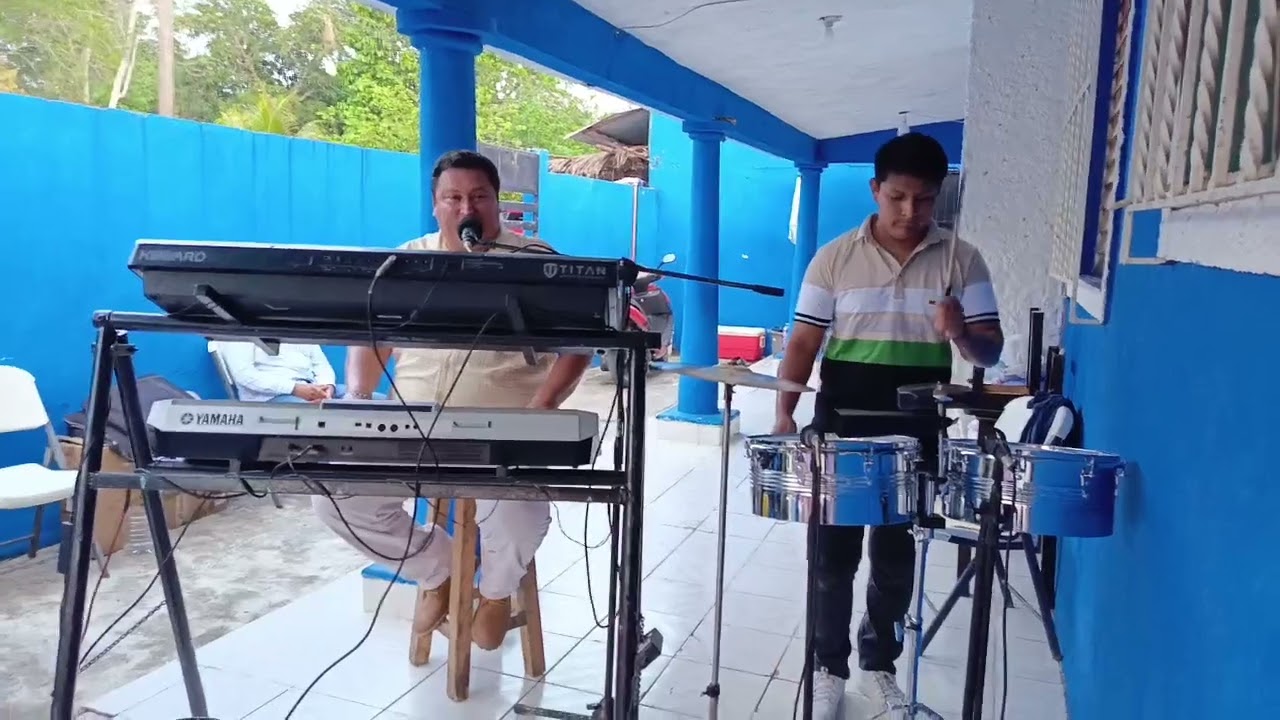 El Huracán de los teclados ( El Bombom)