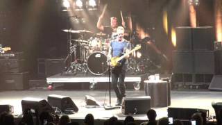 Sting - Walking on the Moon/So Lonely - Hammerstein 2017 4K