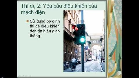 PLC 4: Automatic traffic light control with Timers