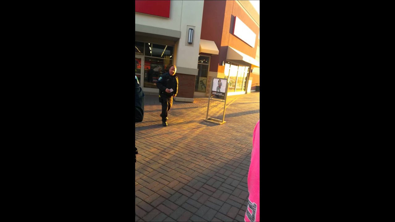 New Eagan outlet mall racial profiling pt2 - YouTube