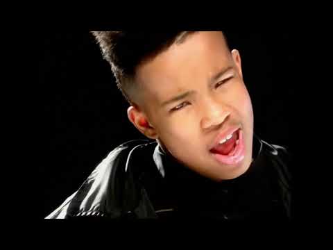 Ultimate KAOS Show A Little Love 