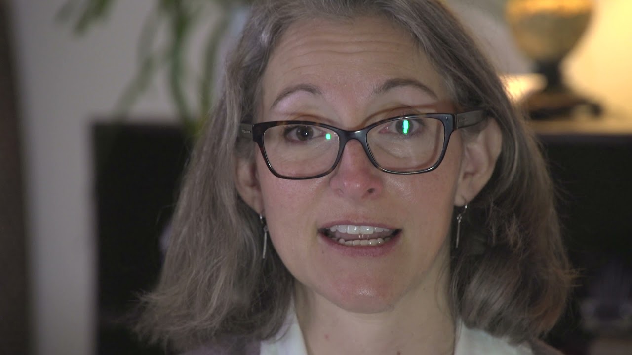 What's a healthy relationship? - YouTube