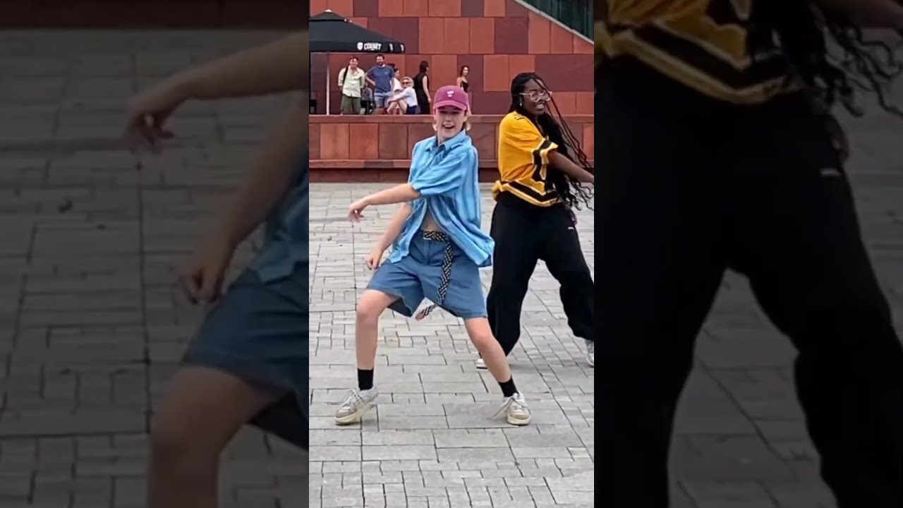 🇧🇪Kpop in Public - MARK "+82 Pressin"!