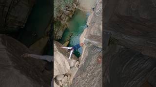 adventure cliff diving in the hidden freshwater ponds of Saudia Arabia 🇸🇦😮 #shorts