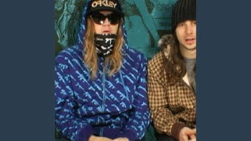 around w exodus *OMG* very rare moment in modern society lets go