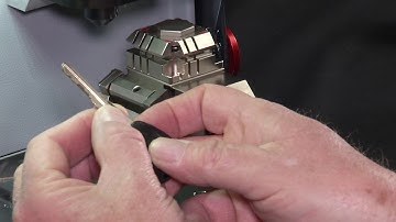 Futura Auto - Part 5 - Clamping Standard or EC Keys