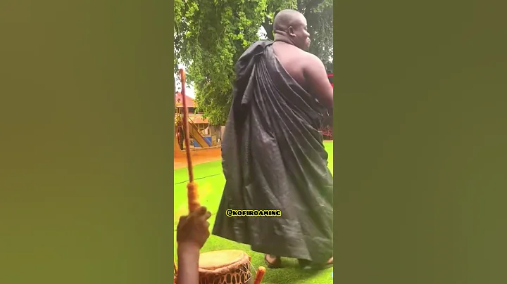 Man Stuns Crowd with Impressive Adowa Dance Moves 🇬🇭🔥