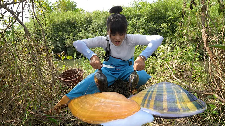 ❤️‍🔥👆 The girl discovered the giant clam, humbly opened it, and the stunning pearl shone brightly - DayDayNews