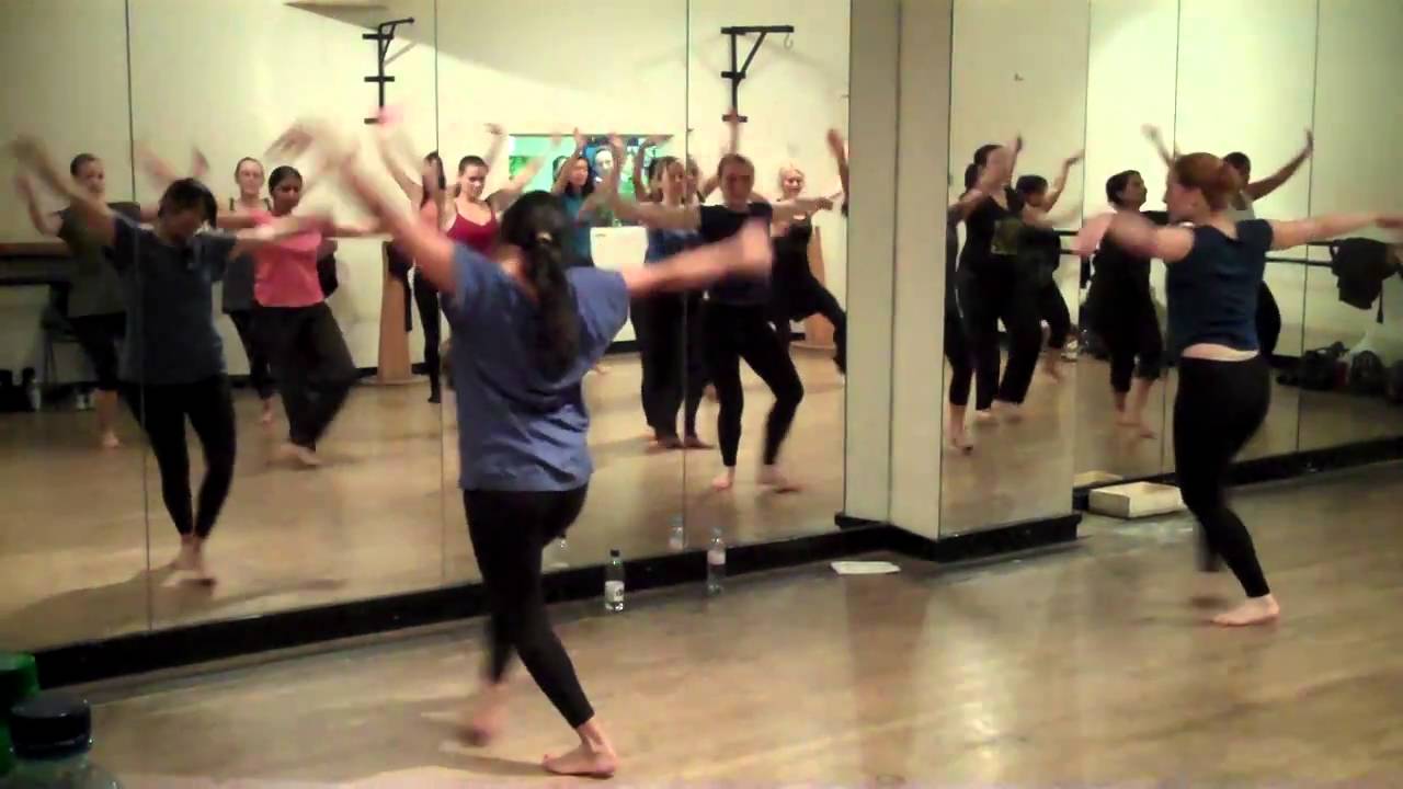 bhangra team forums Bollywood/Bhangra Course with Minila Shah - Gal Meethi Meethi Bol Part 2