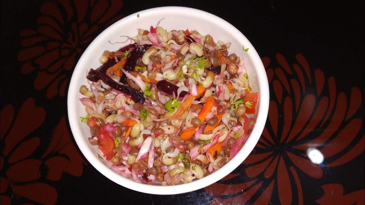 Healthy Sprout Salad | Healthy side dish | मोडाची कोशिंबीर - YouTube