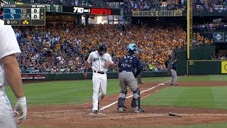TB@SEA: Bloomquist knocks RBI single to open scoring