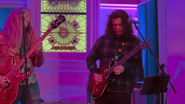 Bearly Dead & Special Guest Jacob Vetstein Jamming...