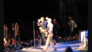 U2 - Walk On - 360° Tour Berlin