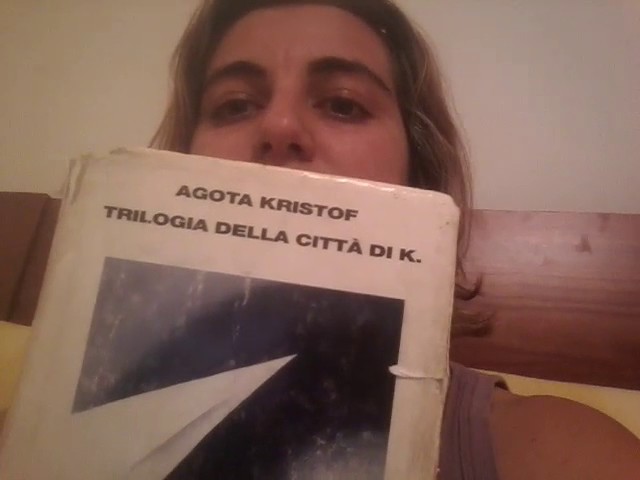 LibroICONIC: TRILOGIA DELLA CITTÀ DI K (Un libro devastante) 