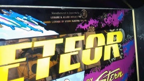 1979 Stern METEOR Pinball Machine In Action