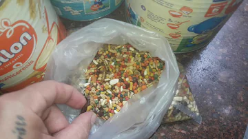 Qual alimentação do pássaro burguesa?