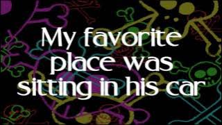 Avril Lavigne - 17 (Lyrics)