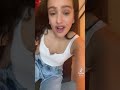 Capture de la vidéo Rosalía Cantando La Fama Sin Autotune Tiktok