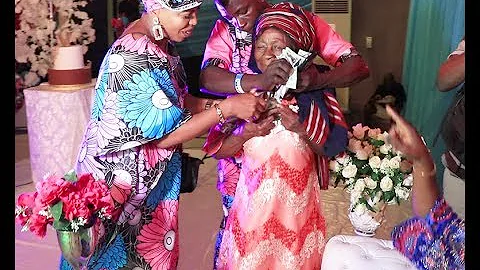 So Humble! Faithia Balogun Dances With Kunle Afod's Mum & Grandmother As She Sprays Them