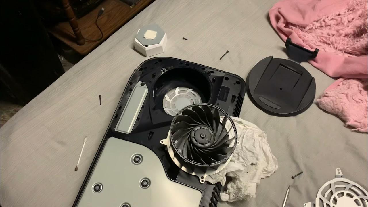 HOW TO SAFELY CLEAN A PLAYSTATION 5 (PS5) FAN WITHOUT A T9 SECURITY