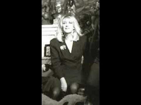 hold me fleetwood mac live hold me fleetwood mac live